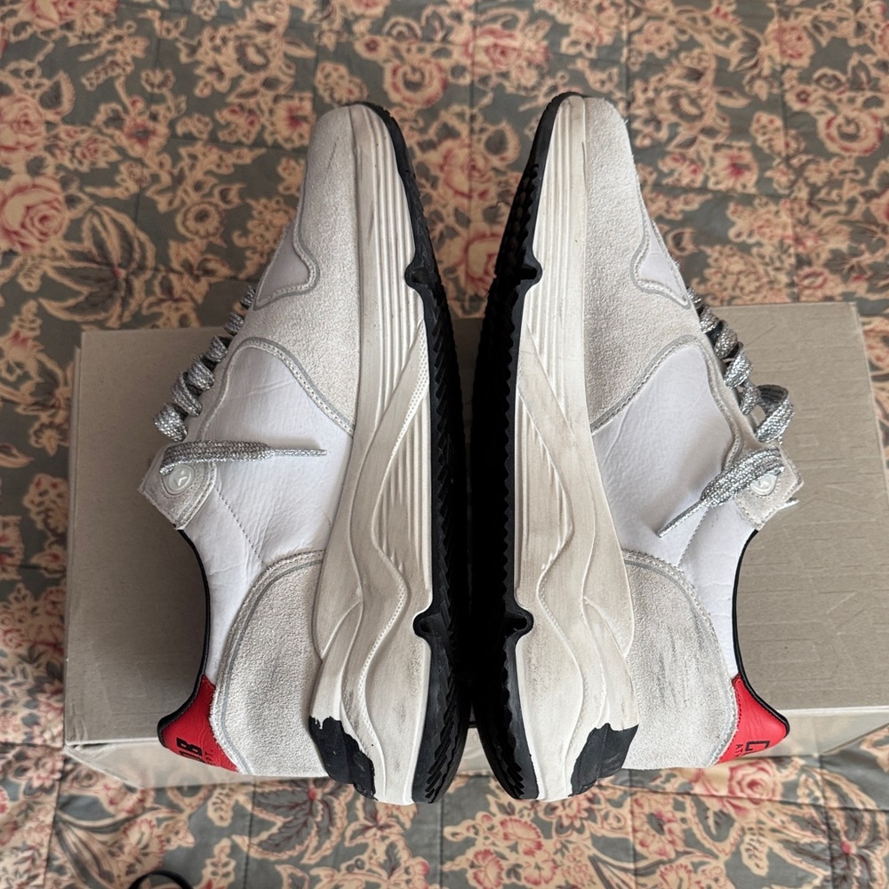 Golden Goose White, Black & Silver Athletic Shoes/RUNNING SOLE Style/Size 39/8.5 - Picture 11 of 16